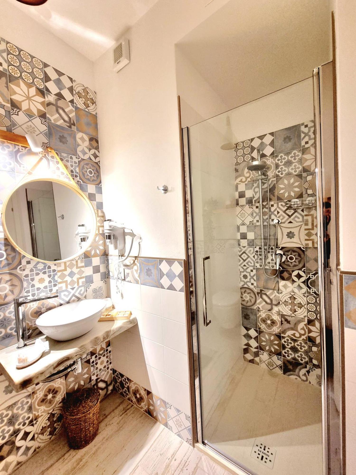 Golden House Hotel Porto Torres Exterior photo