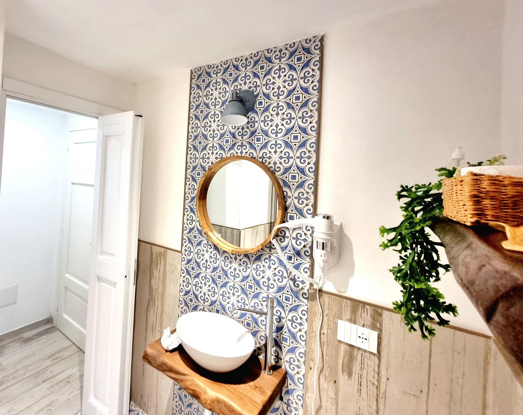 Golden House Hotel Porto Torres Exterior photo